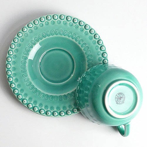 【BORDALLO PINHEIRO】ポルトガル ボルダロピニェイロ ファンタジア ティーカップ&ソーサー