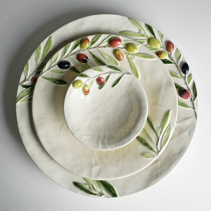 【Bordallo Pinheiro】　ポルトガル　ボルダロピニェイロ　オリーブ　ディナープレート