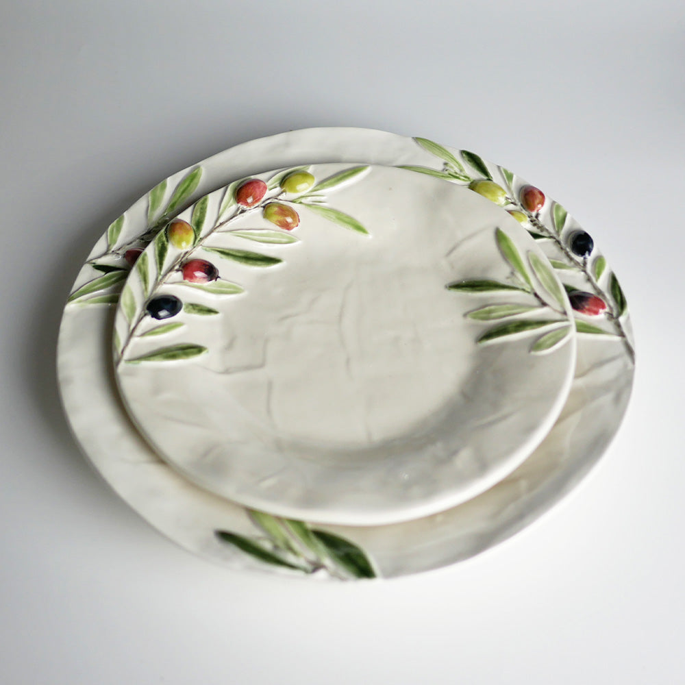 【Bordallo Pinheiro】　ポルトガル　ボルダロピニェイロ　オリーブ　ディナープレート