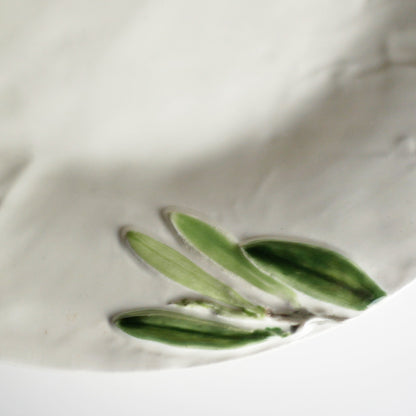 【Bordallo Pinheiro】　ポルトガル　ボルダロピニェイロ　オリーブ　ディナープレート