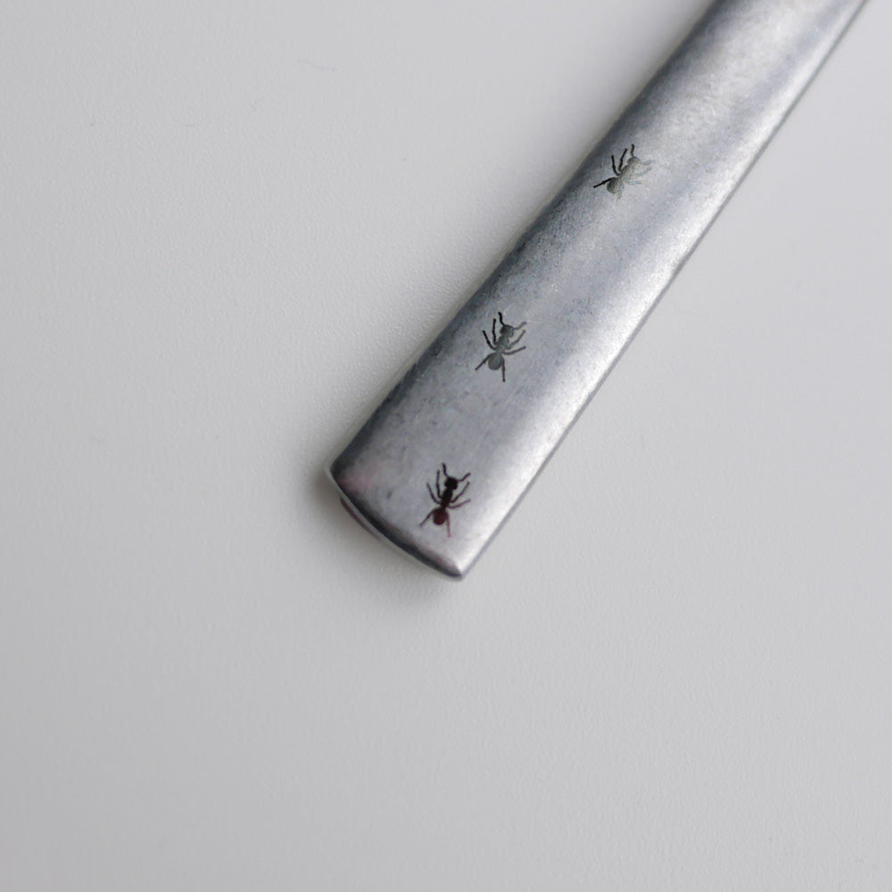 【Bordallo Pinheiro】　ポルトガル　ボルダロピニェイロ　ブリーザ　デザートナイフ