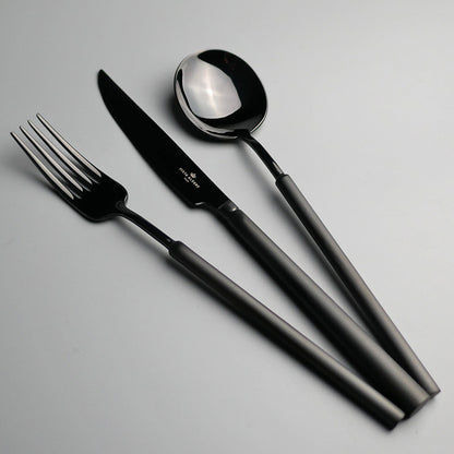 ヴィスタアレグレ　ドーモ　マットブラック　テーブルスプーン