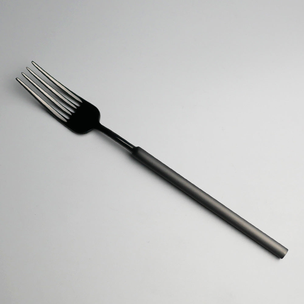 ヴィスタアレグレ　ドーモ　マットブラック　テーブルフォーク